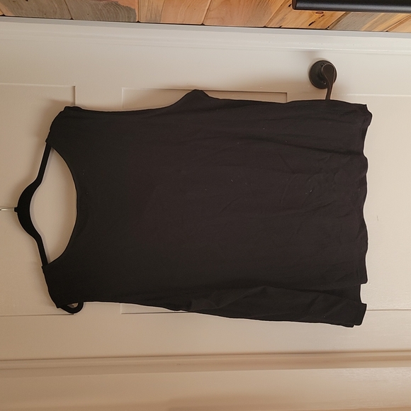 Black tank with bead work - Picture 2 of 3